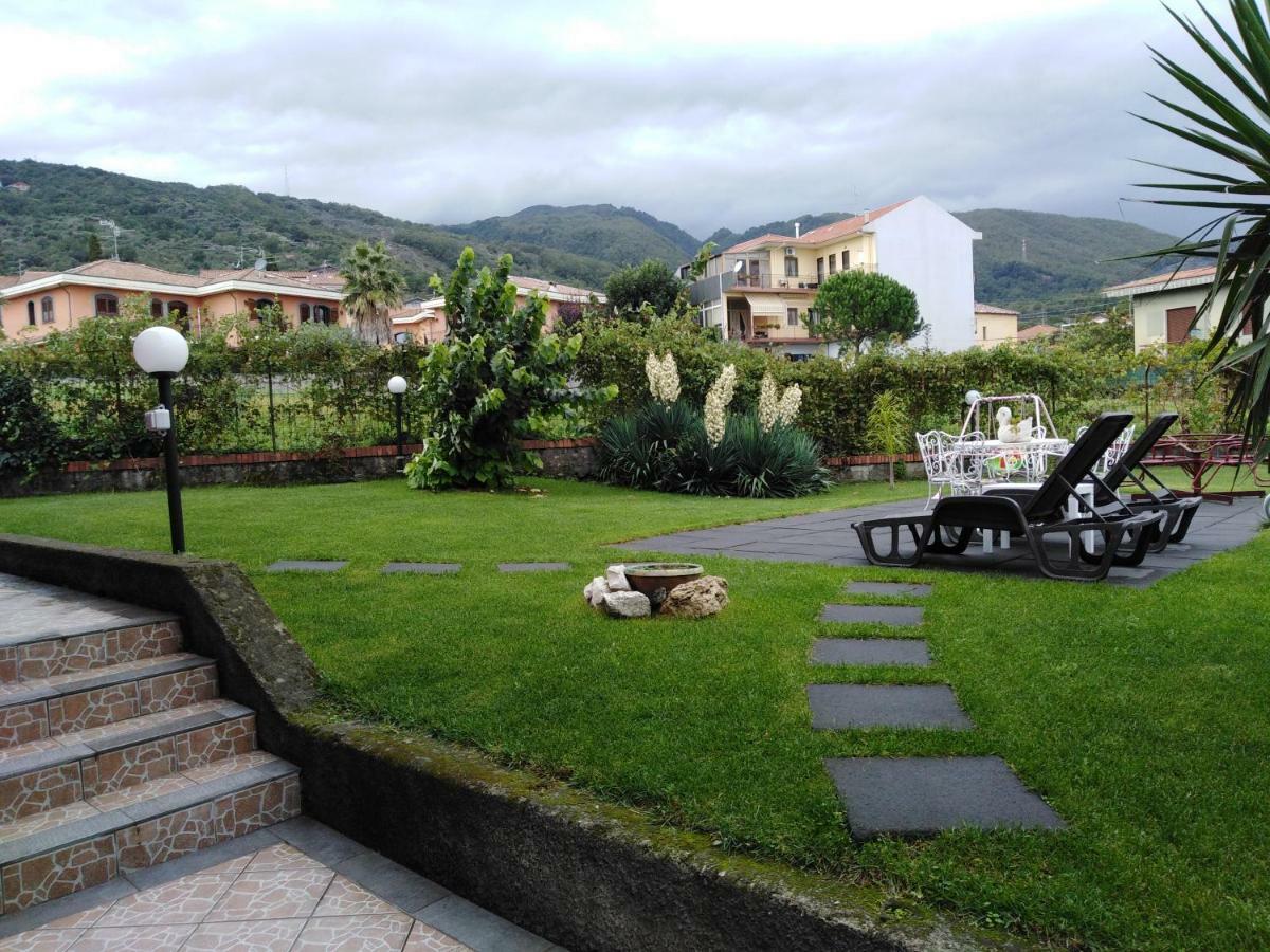 Royal Etna Stars Villa Zafferana Etnea Exterior photo